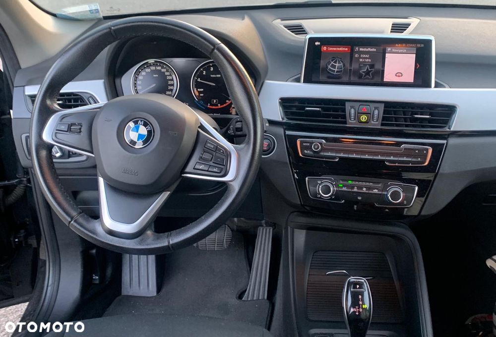 BMW X1 sDrive18i - 3