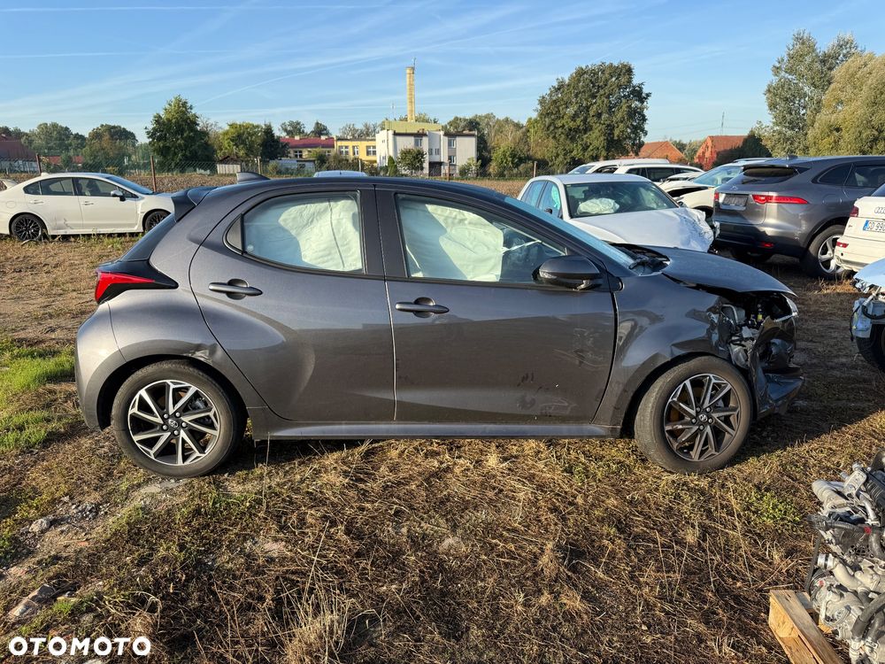 Toyota Yaris Hybrid 1.5 Active - 4