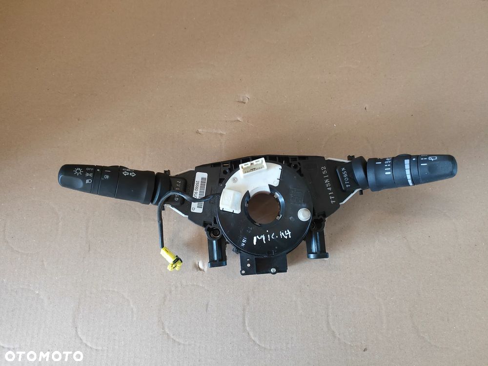 Nissan Micra k12 lift 1.2 PRZEŁĄCZNIK ZESPOLONY PAJĄK 25560-9U03D - 2