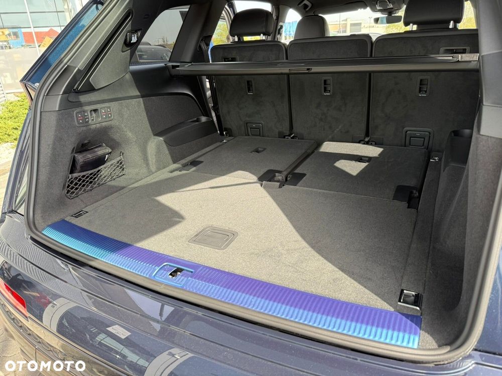 Audi Q7 - 17