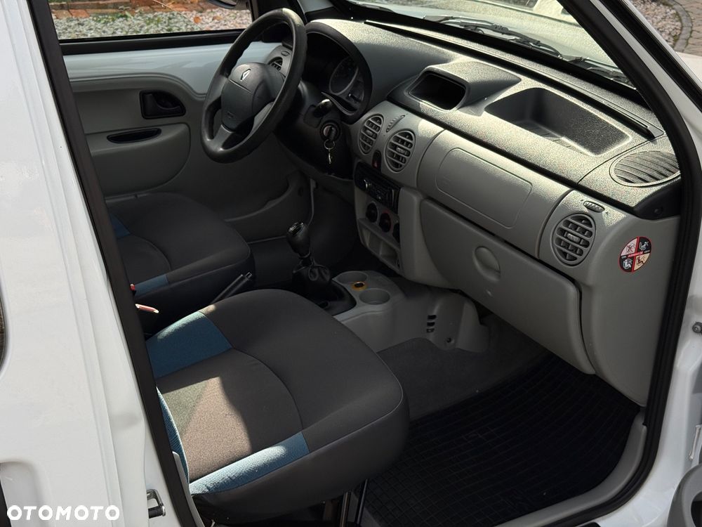 Renault Kangoo 1.2 16V Campus - 16
