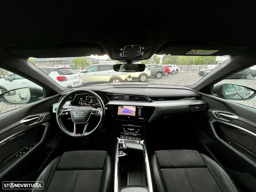 Audi e-tron 55 quattro S line - 15