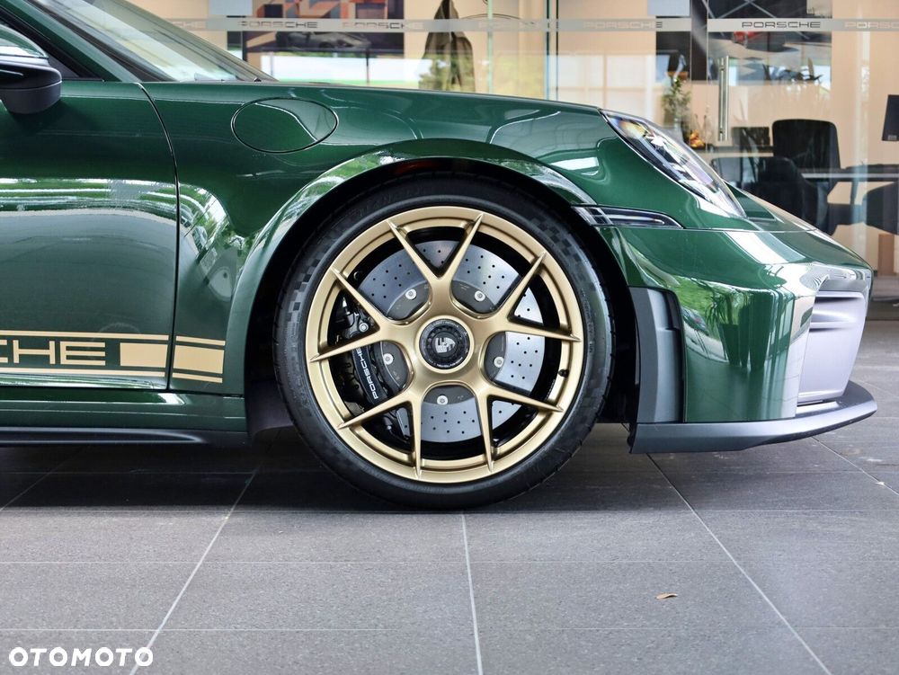 Porsche 911 - 9