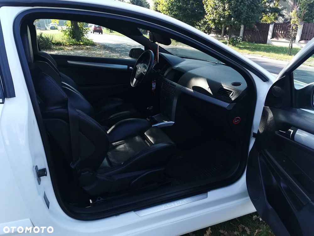 Opel Astra 1.8 NAVI - 40