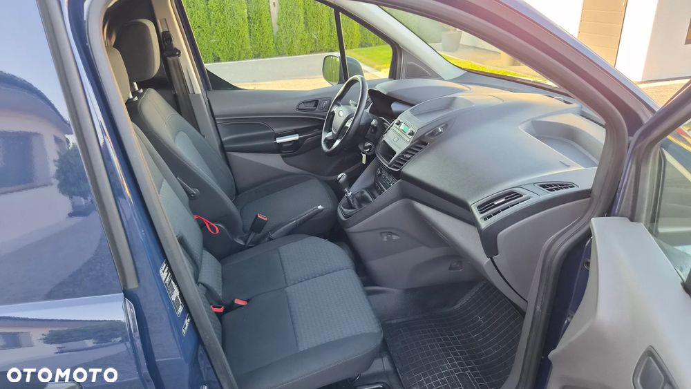 Ford Transit Connect - 10