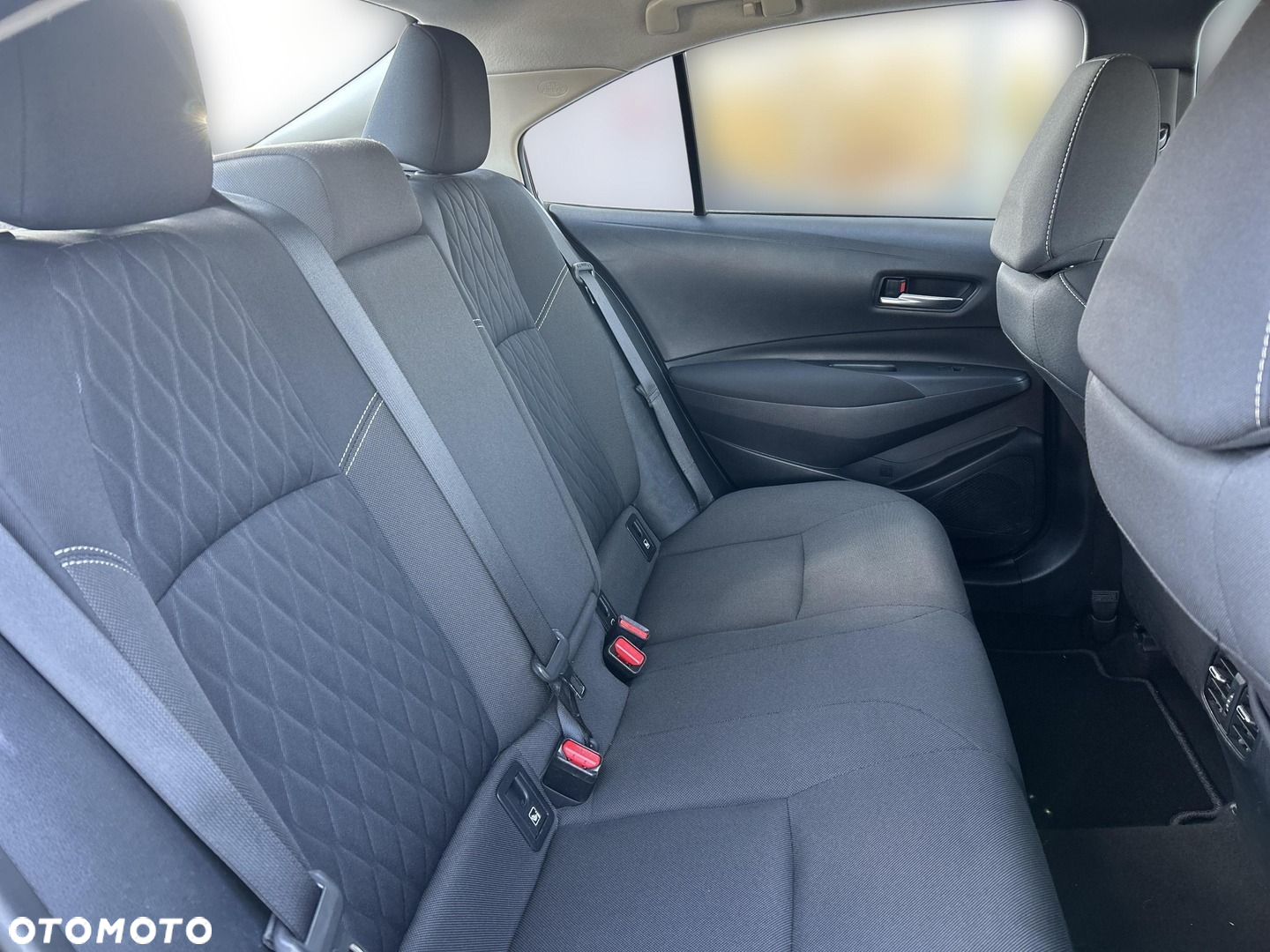 Toyota Corolla - 18