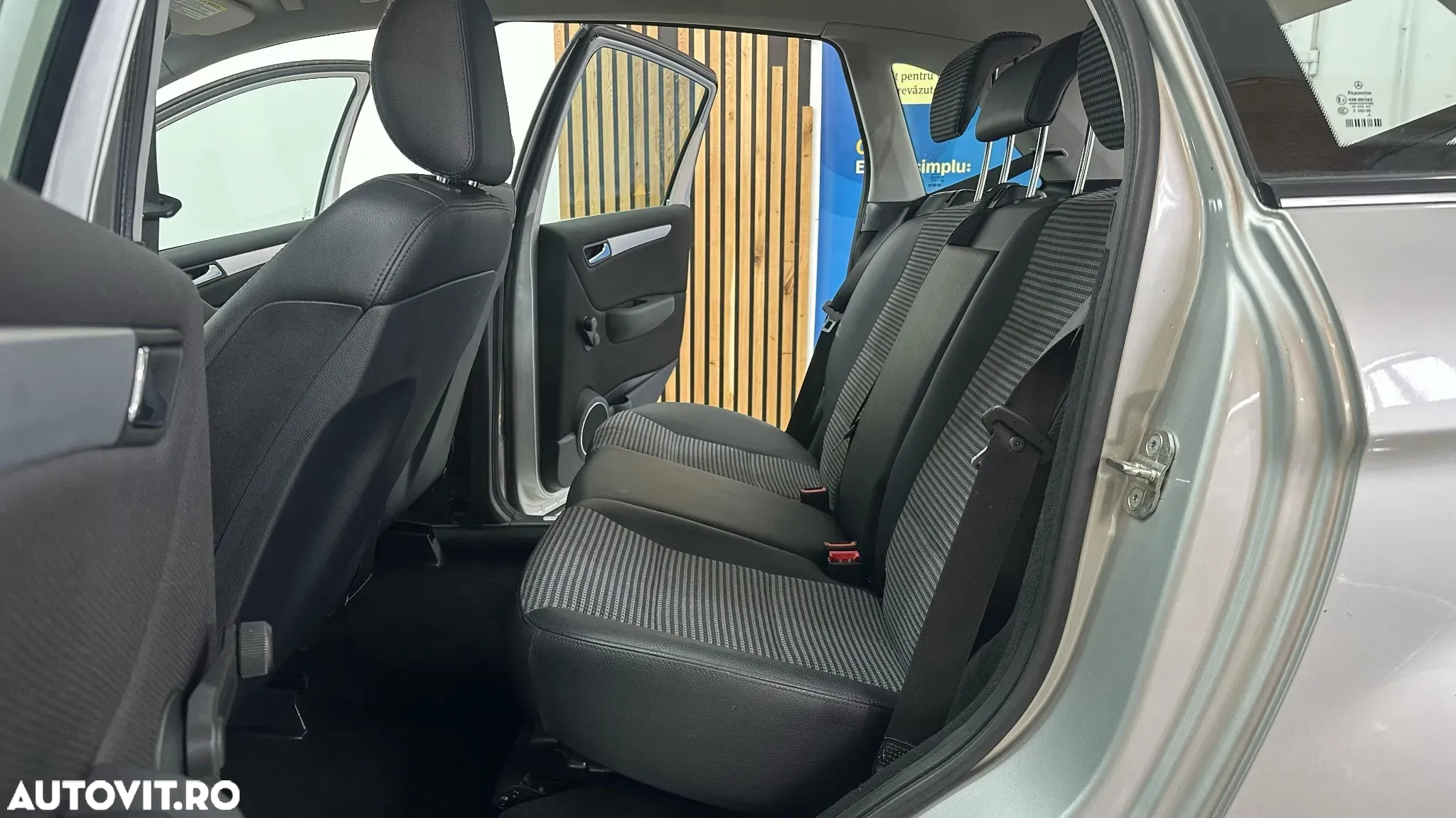 Mercedes-Benz B 200 Autotronic - 17