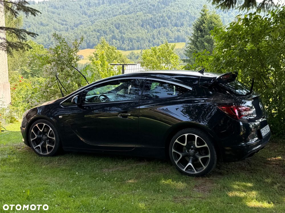 Opel Astra OPC - 1