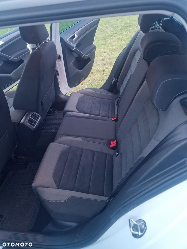 Volkswagen Golf - 7