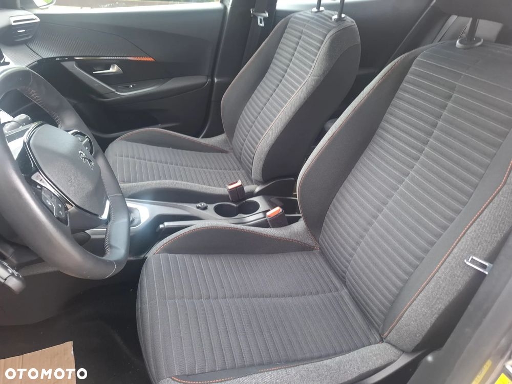 Peugeot 2008 1.2 PureTech Active Pack S&S - 10