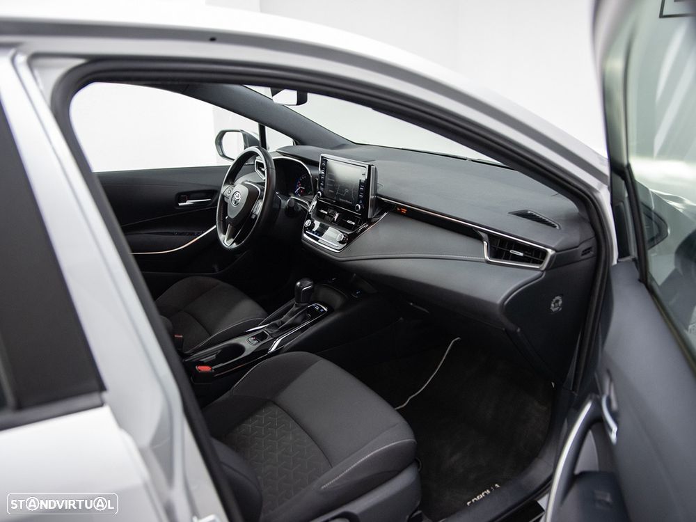 Toyota Corolla 1.8 Hybrid Comfort - 19