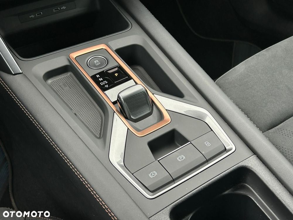 Cupra Leon Sportstourer 2.0 TSI 4Drive VZ DSG - 25