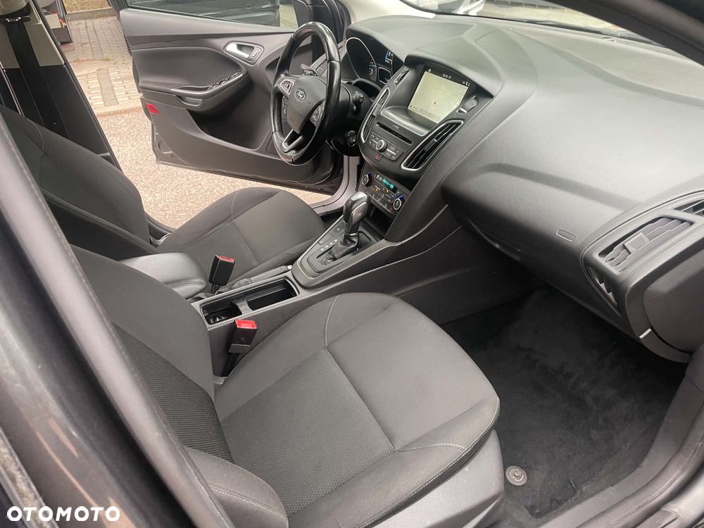 Ford Focus - 9
