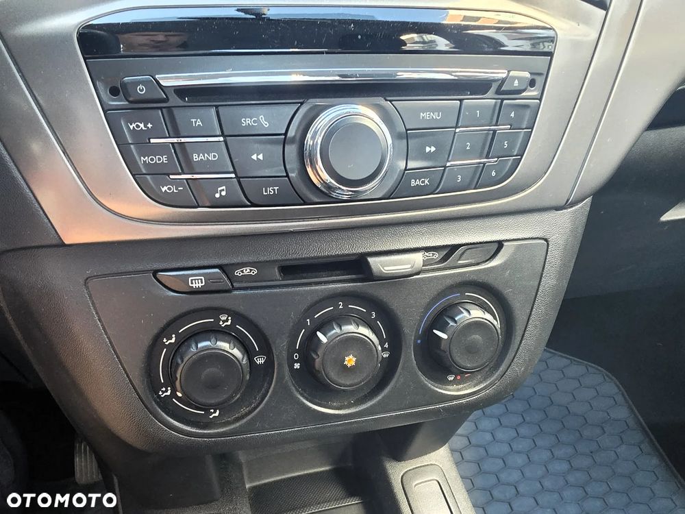 Peugeot 301 1.6 VTi Active EU6 - 22