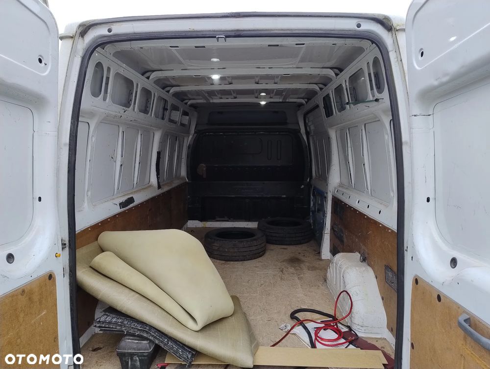 Ford Transit - 5
