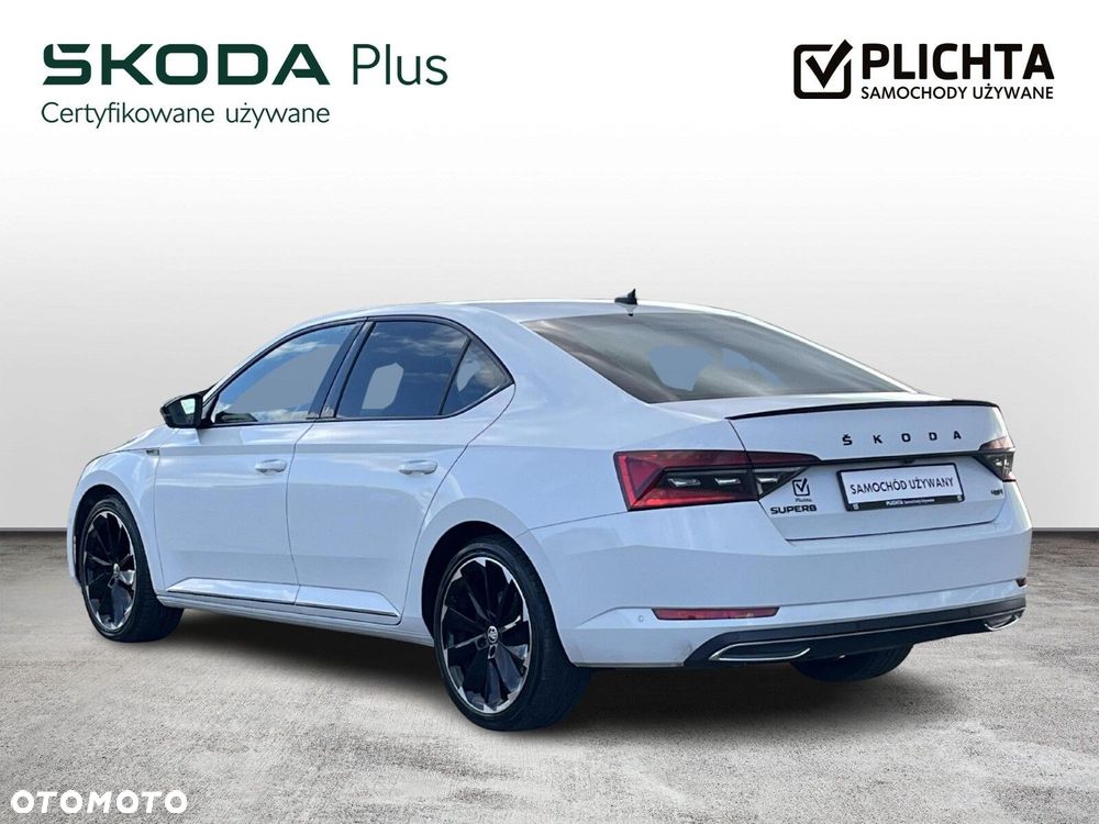 Skoda Superb 2.0 TDI SCR 4x4 Sportline DSG - 3