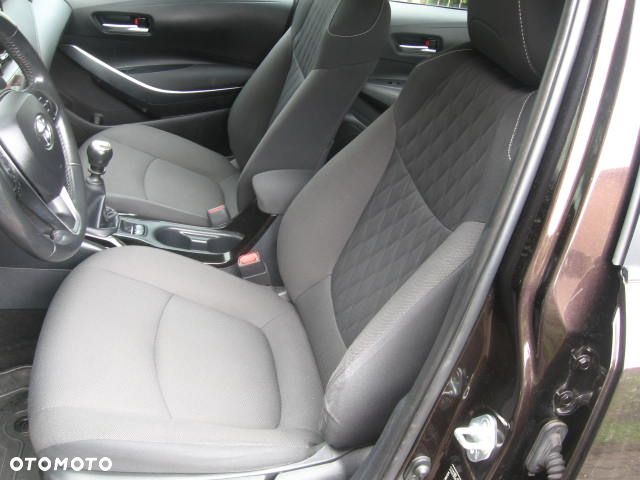 Toyota Corolla 1.6 Premium - 26