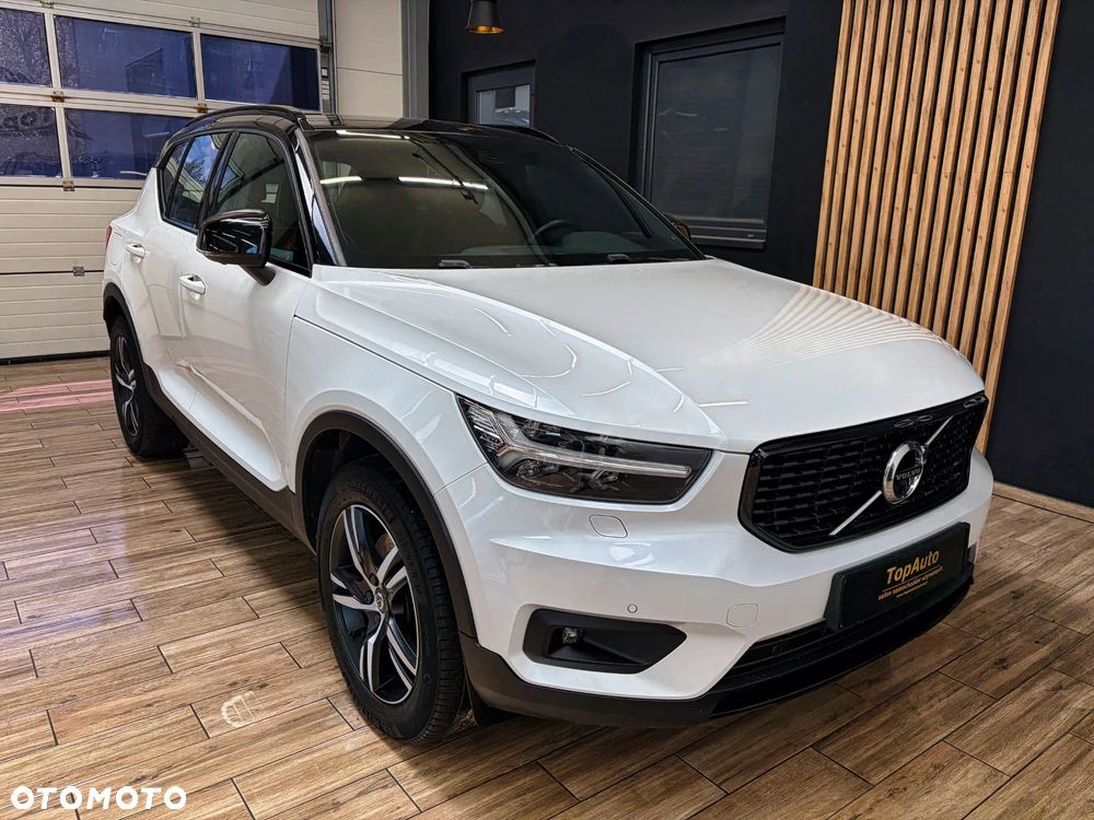Volvo XC 40 D4 SCR AWD R-Design - 5