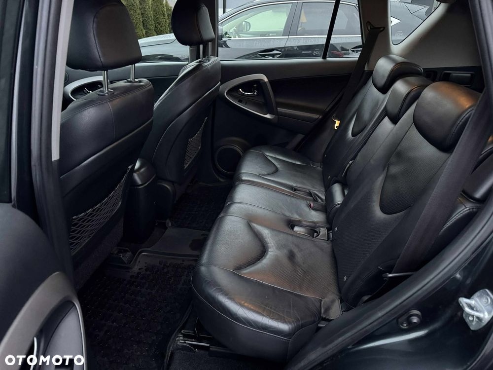 Toyota RAV4 2.2 D-4D 4x4 Sol - 16