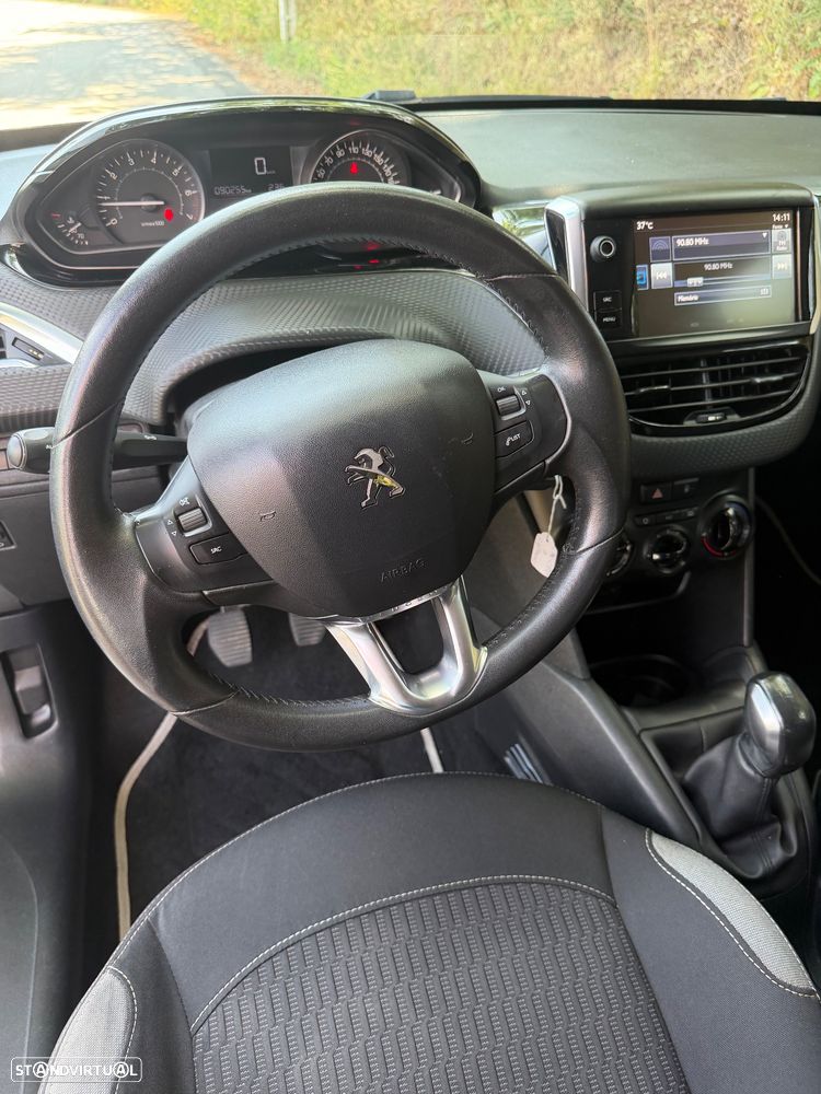 Peugeot 208 1.2 PureTech Style - 9