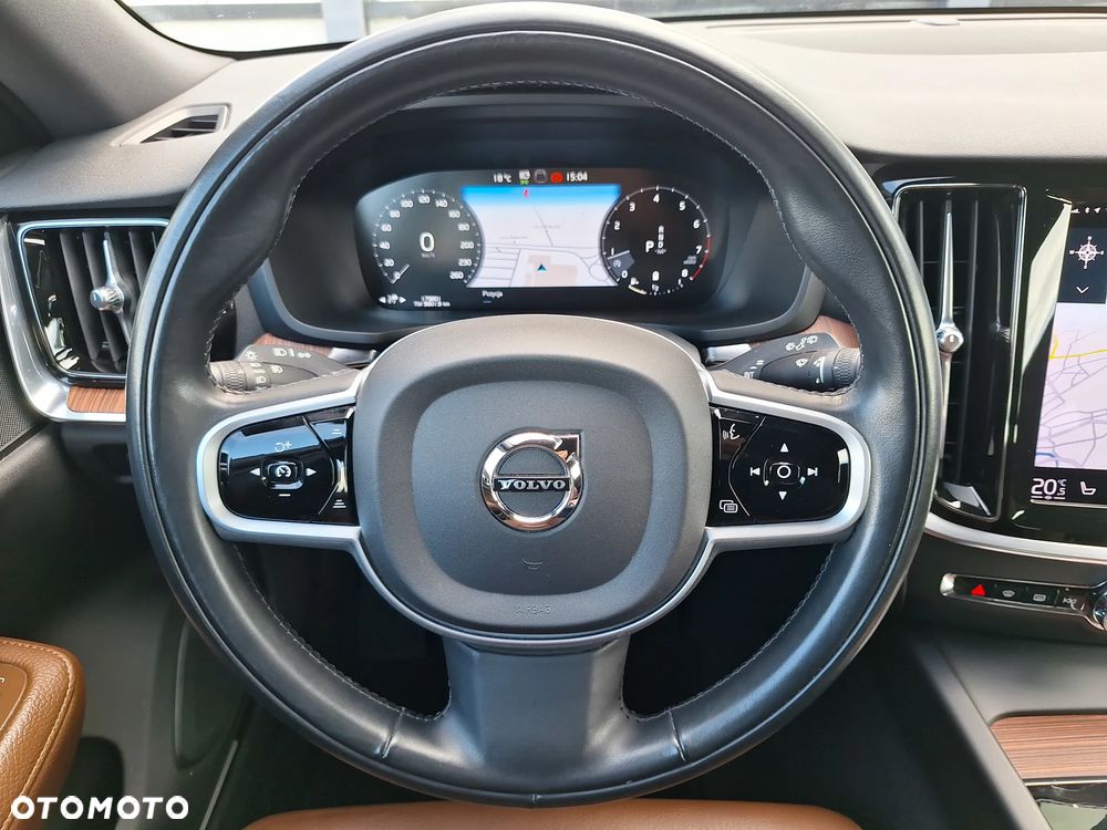 Volvo V60 Cross Country Pro B5 B AWD - 32