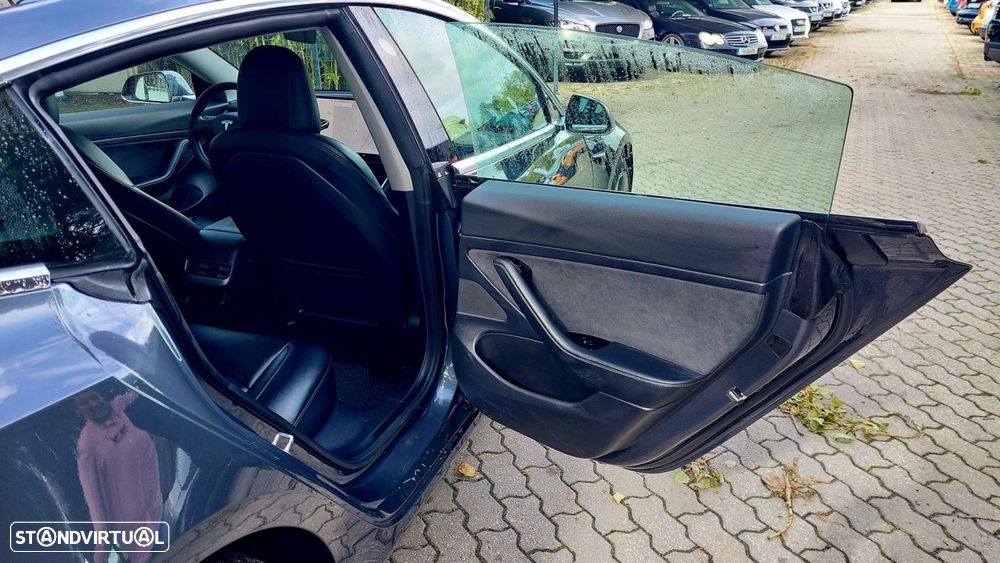 Tesla Model 3 Standard Range Plus RWD - 10