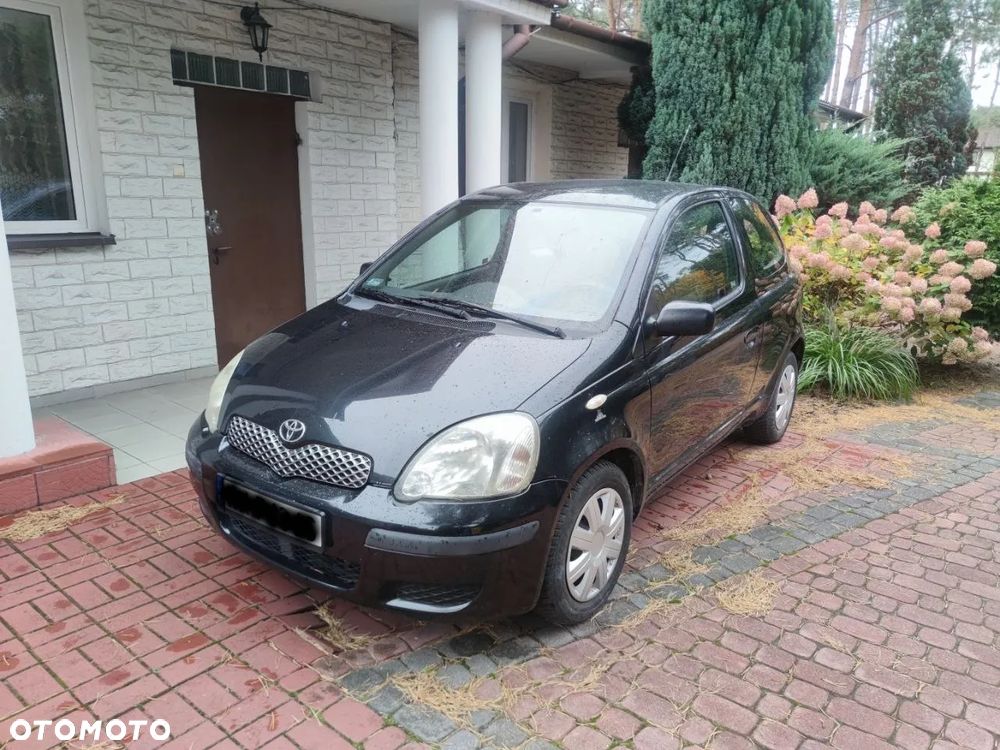 Toyota Yaris - 1