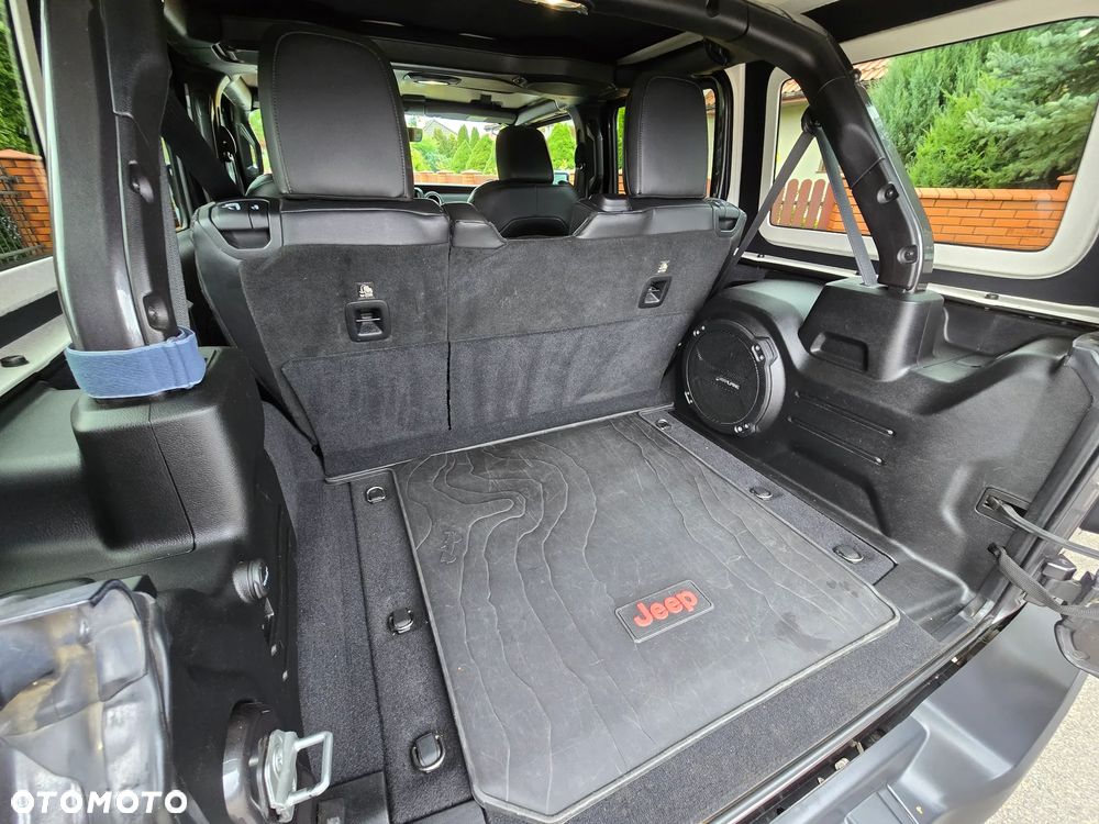 Jeep Wrangler Unlimited GME 2.0 Turbo Sahara - 18