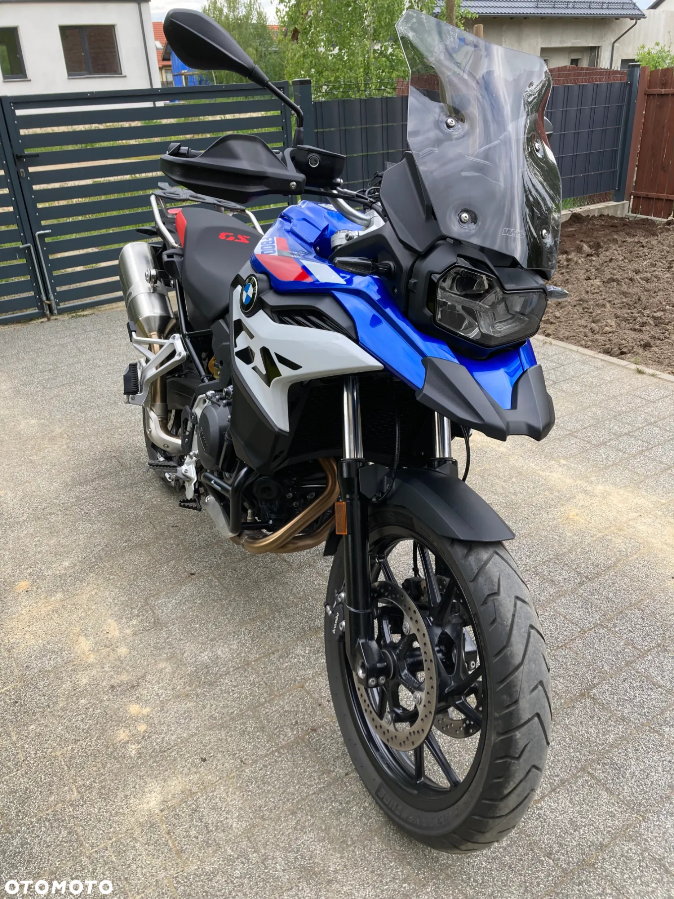BMW F