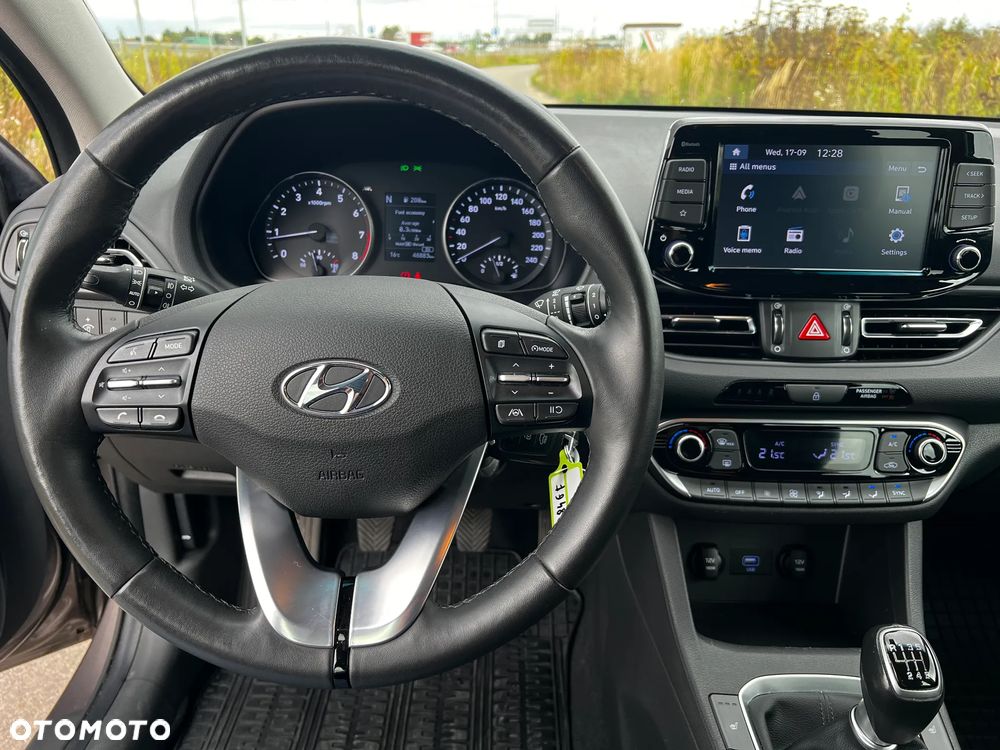 Hyundai i30 1.5 T-GDI 48V Smart - 23