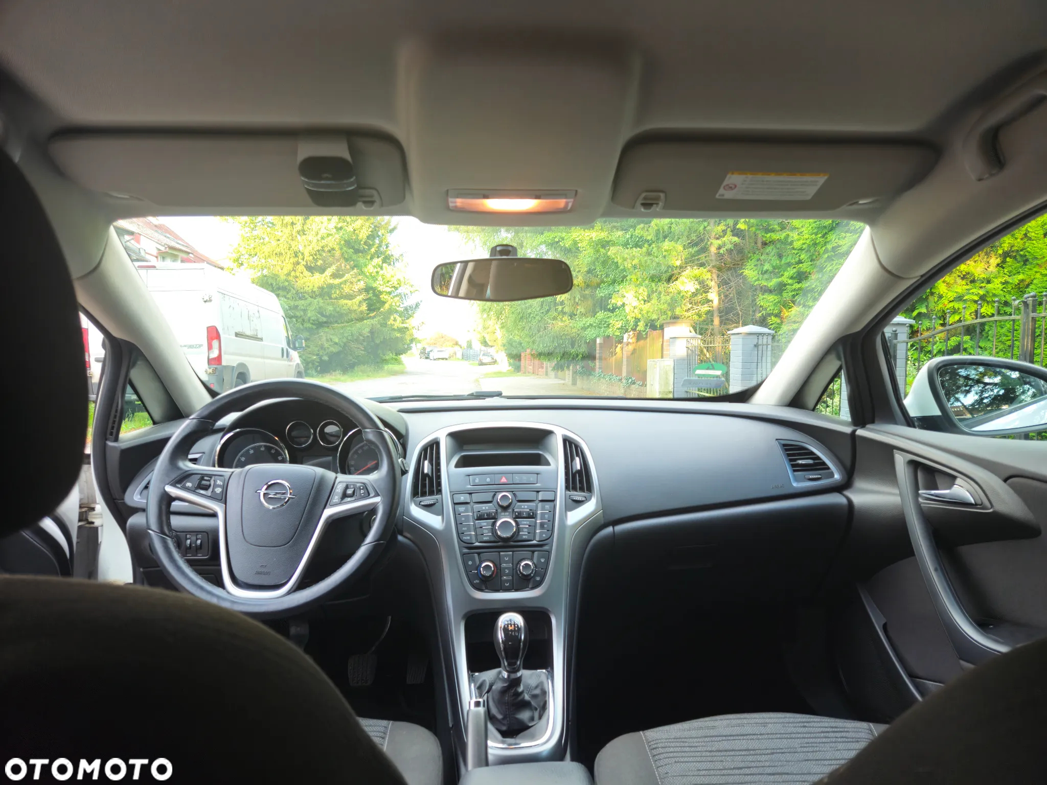 Opel Astra IV GTC 1.4 T Active - 8