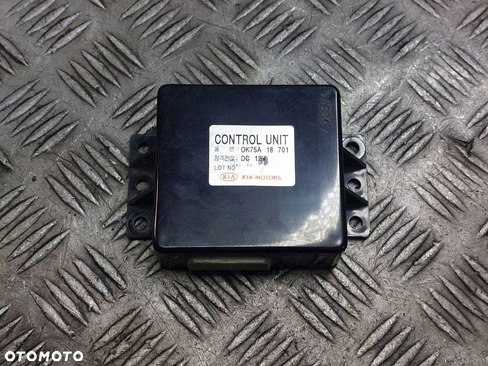 MODUŁ STEROWNIK KIA BONGO K2700 II LIFT 2.7 D 0K75A18701 - 1