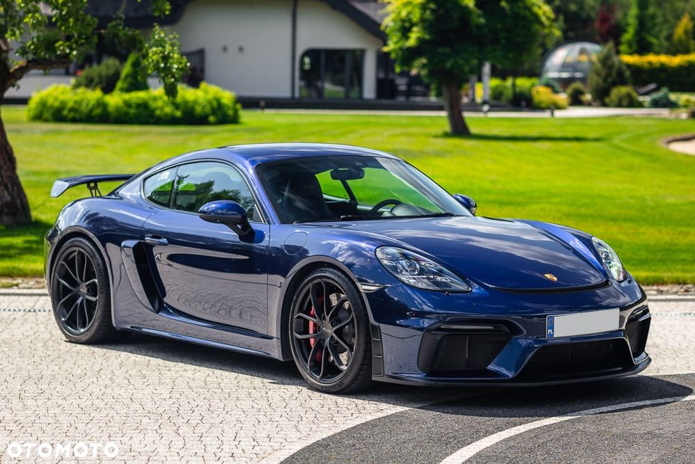 Porsche 718 Cayman GPF GT4 - 3