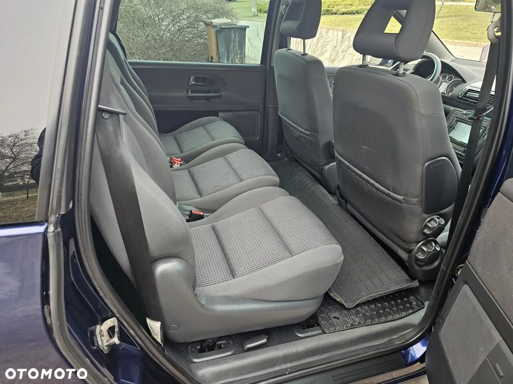 Volkswagen Sharan 2.0 TDI Highline - 16