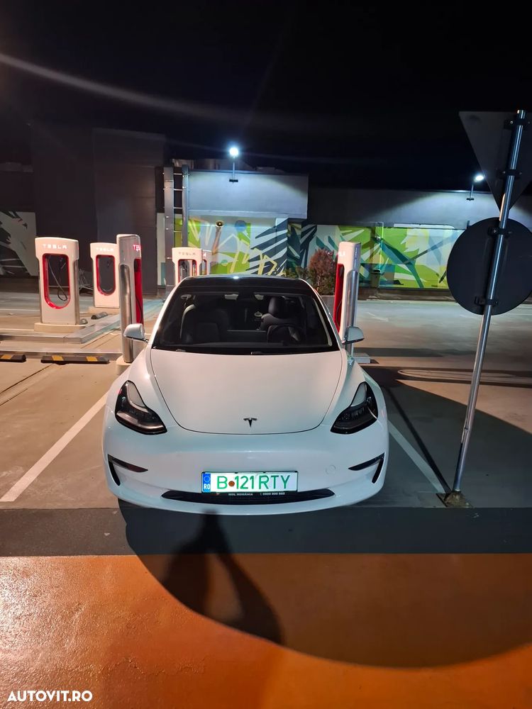 Tesla Model 3 Langstreckenbatterie Allradantrieb Dual Motor - 14