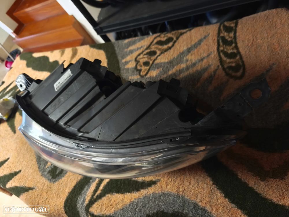 Farol esquerdo bi-xenon citroen Jumpy - 6