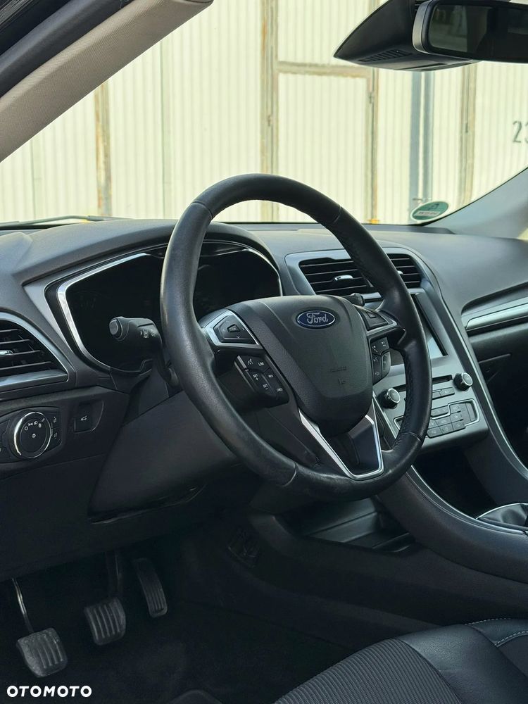 Ford Mondeo 2.0 TDCi Titanium - 19