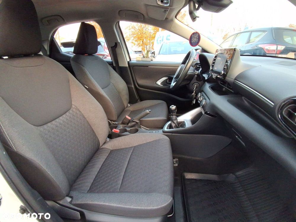 Toyota Yaris 1.5 Comfort - 10