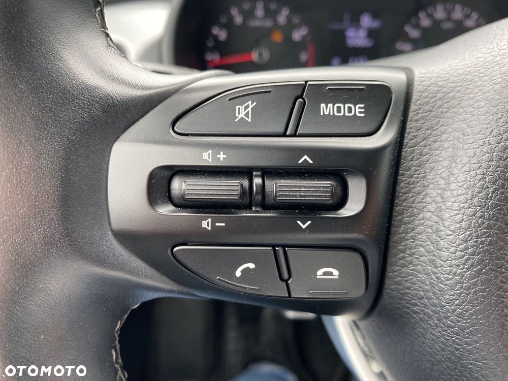 Kia Rio - 20
