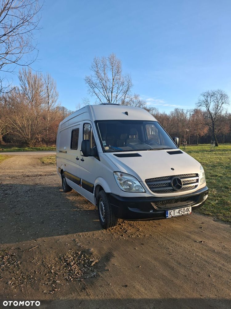 Mercedes-Benz Sprinter - 1