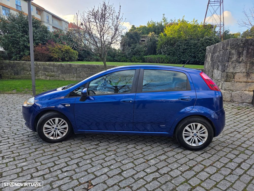 Fiat Grande Punto 1.3 M-Jet Emotion - 1