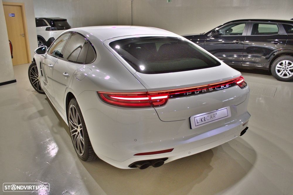 Porsche Panamera 4 E-Hybrid - 7
