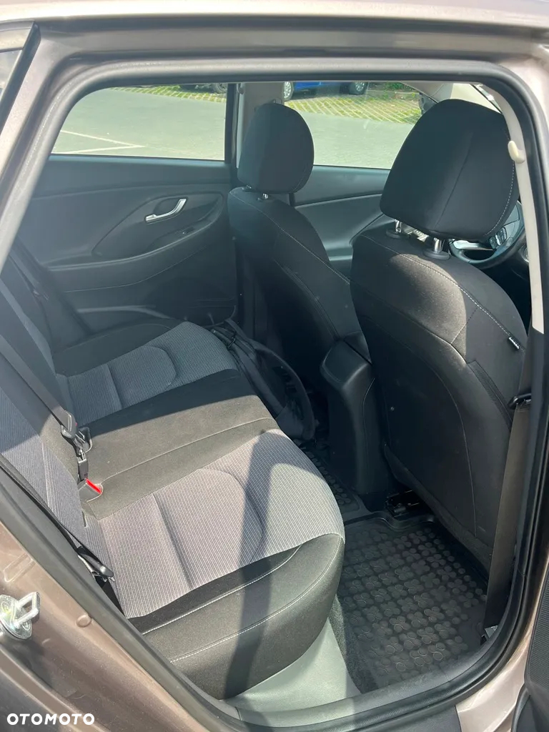Hyundai i30 1.0 T-GDI Modern DCT - 9