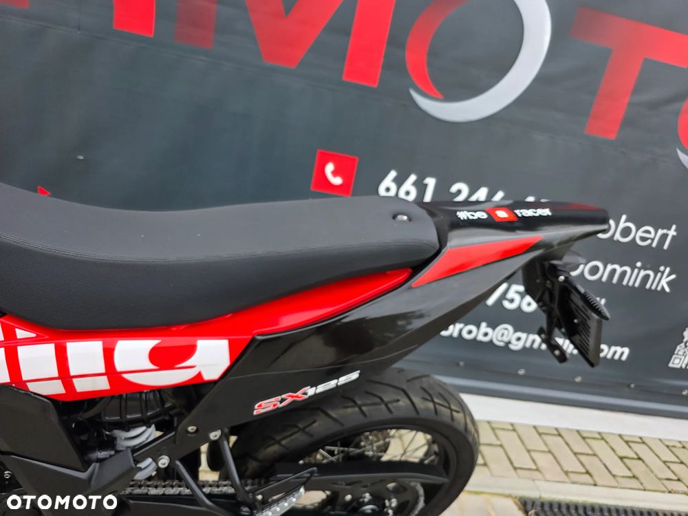 Aprilia SX - 8