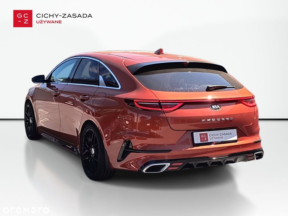 Kia ProCeed - 4