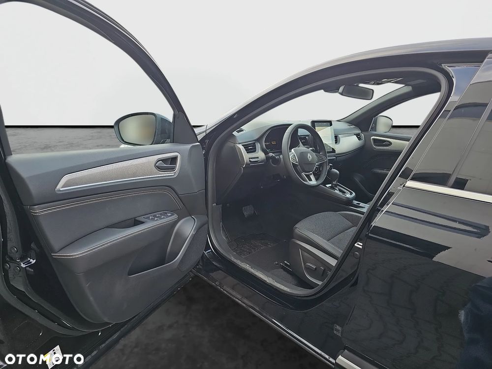 Renault Arkana 1.6 E-TECH Techno MMT - 11