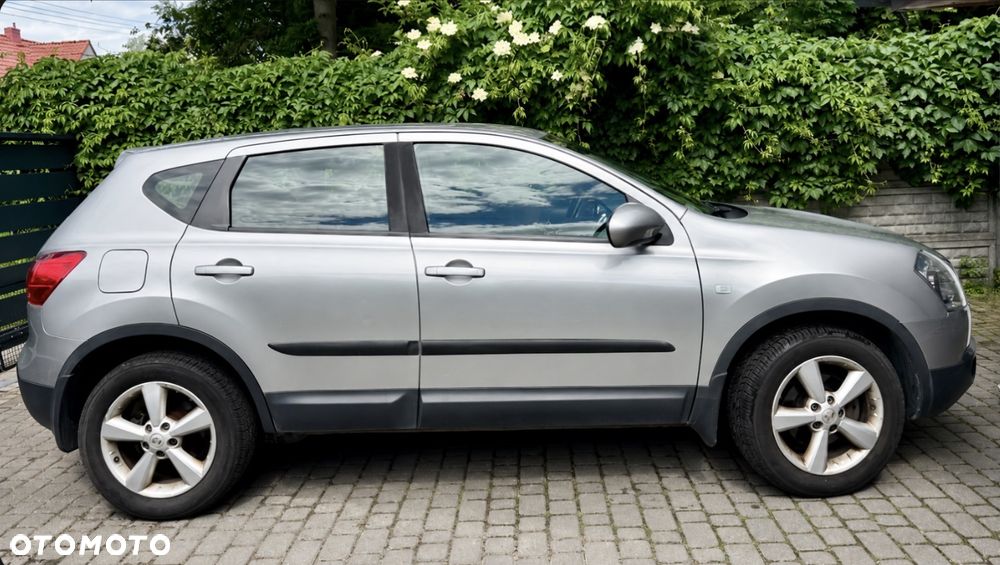 Nissan Qashqai 1.6 Tekna - 4