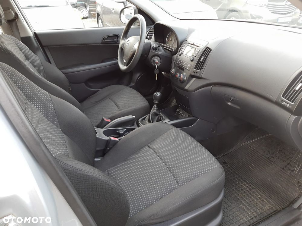 Hyundai i30 1.6 CRDi Classic - 7