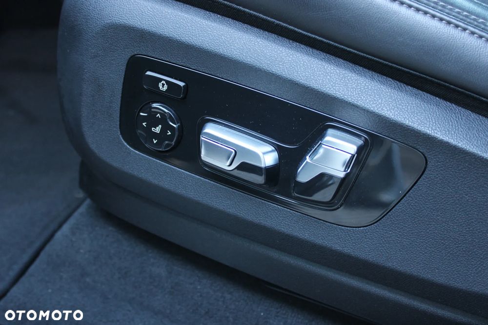 BMW X5 M M60i mHEV sport - 28