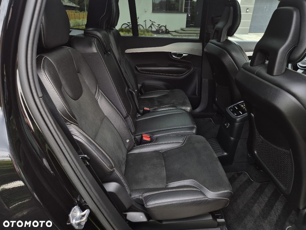 Volvo XC 90 - 23